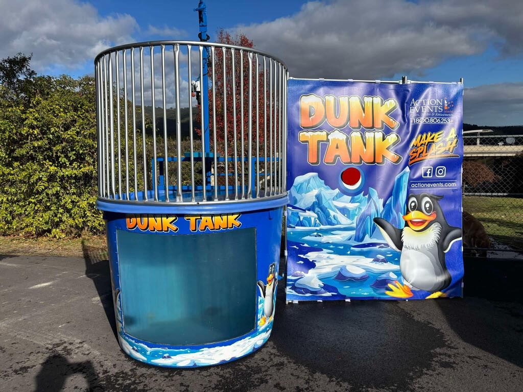 Dunk Tank Round Carnival Game